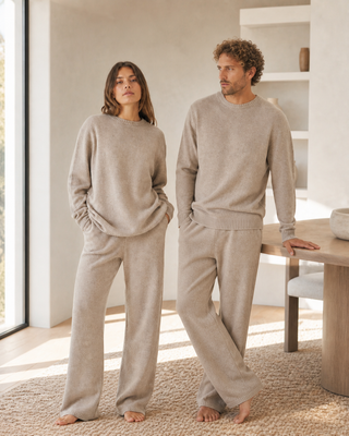 Smėlio spalvos derantis komplektas – unisex įvaizdis